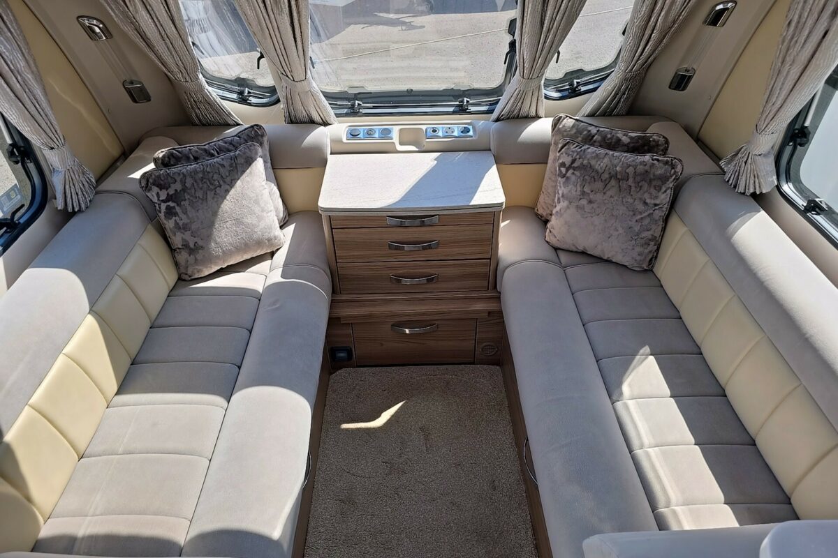 2016 BESSACARR CAMEO 580 SEATING