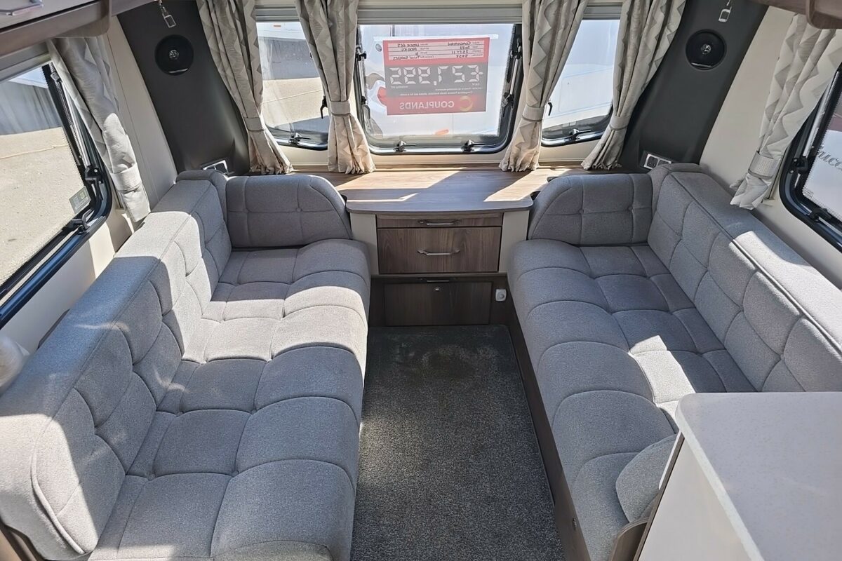 2022 COACHMAN LASER 665 SEATING