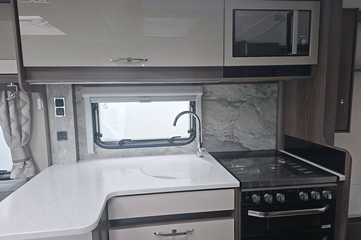 2022 COACHMAN LASER 875 XCEL MICROWAVE