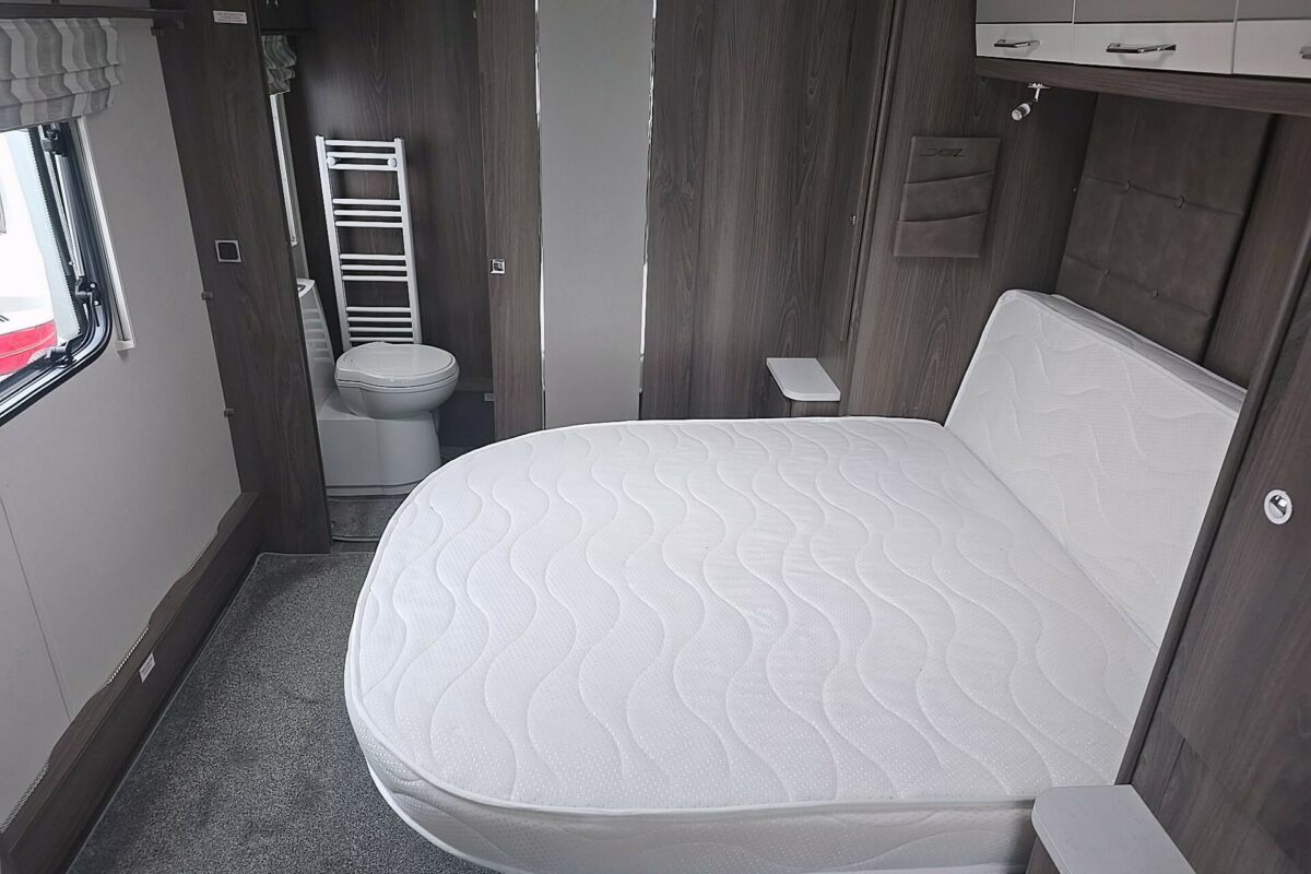 2022 COACHMAN LASER 875 XCEL BED