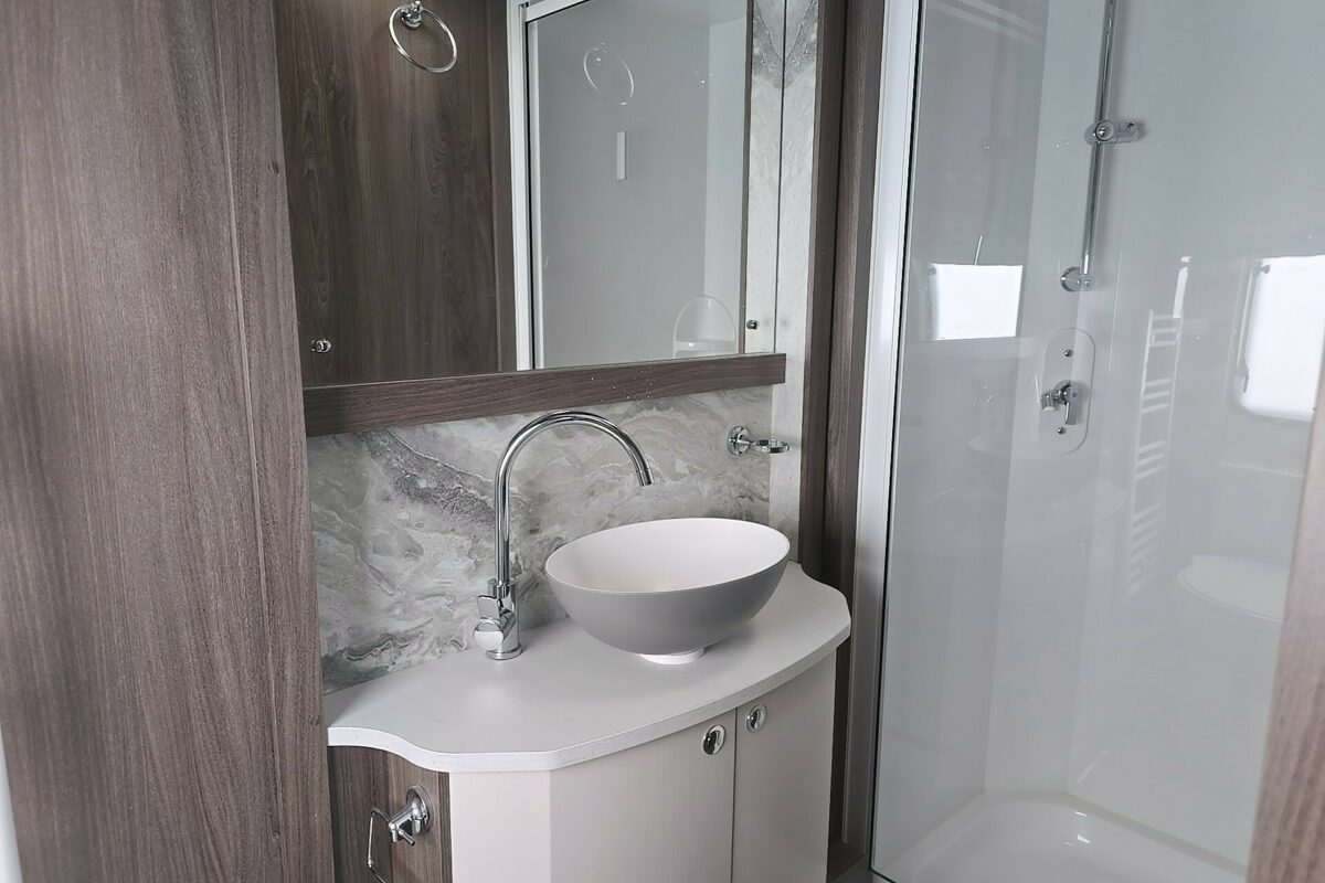 2022 COACHMAN LASER 875 XCEL BATHROOM