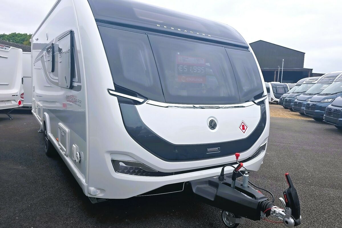 2025 BESSACARR 780 FRONT O/S