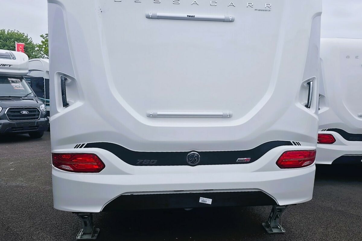 2025 BESSACARR 780 REAR