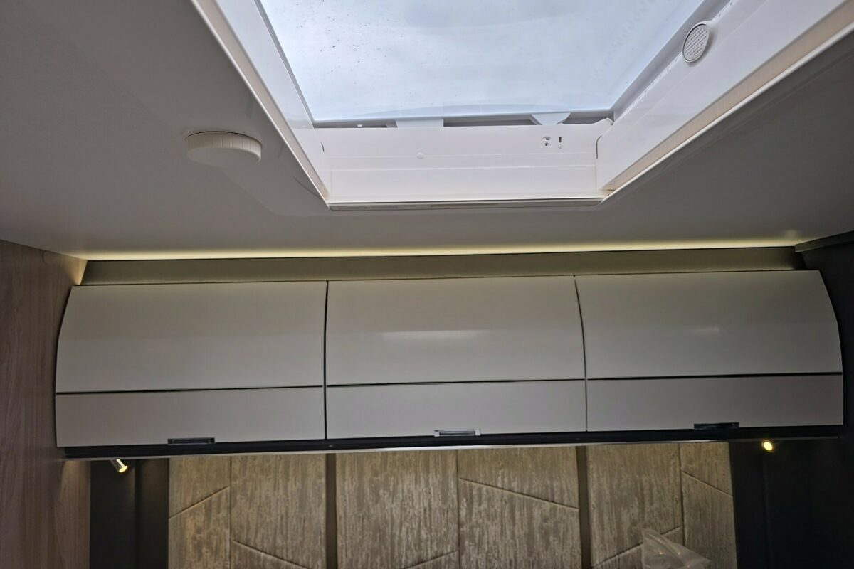 2025 BESSACARR 780 STORAGE
