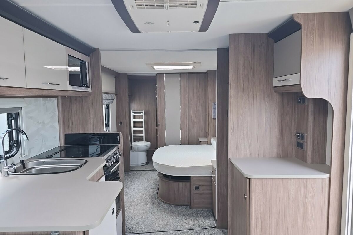 2020 COACHMAN LASER XCEL 875 FRONT TO REAR VIEW