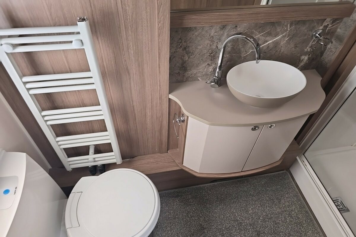 2020 COACHMAN LASER XCEL 875 BATHROOM