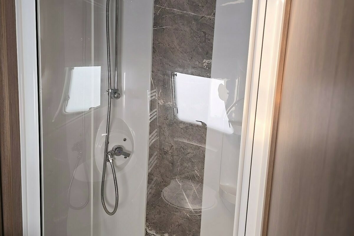 2020 COACHMAN LASER XCEL 875 SHOWER