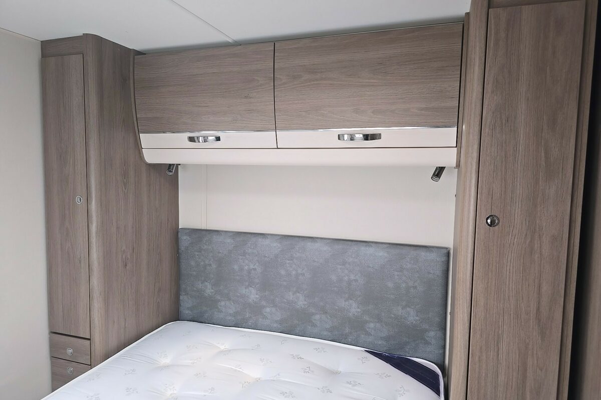 2018 COMPASS CASITA 860 BEDROOM