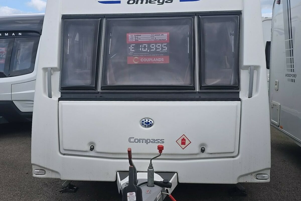 2014 COMPASS OMEGA 482 FRONT