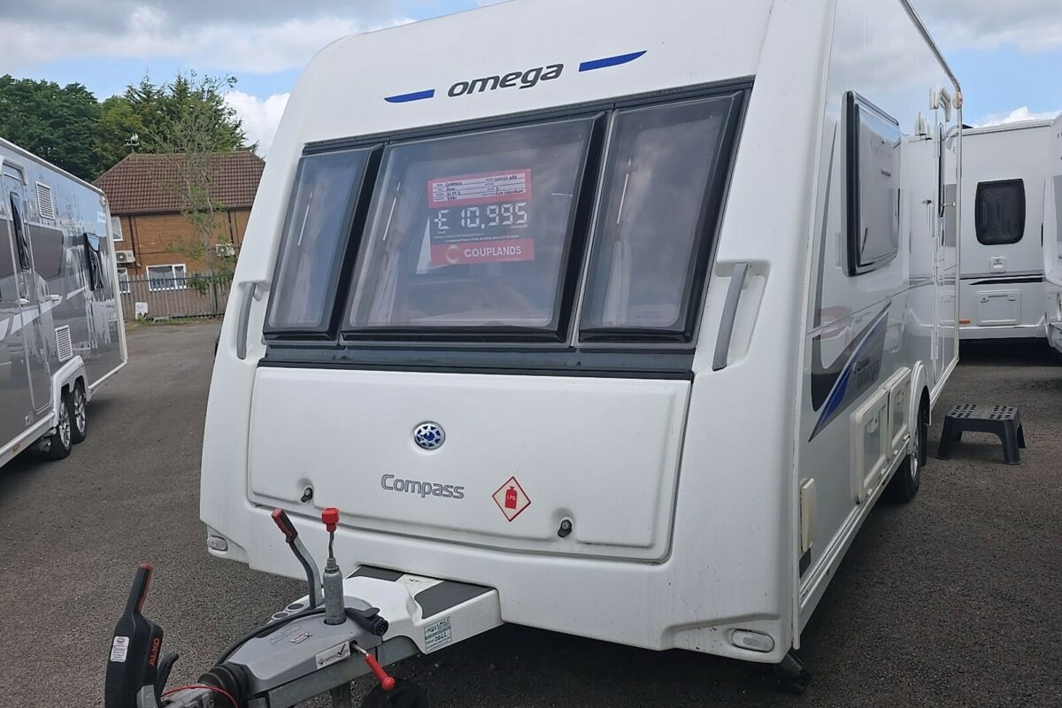 2014 COMPASS OMEGA 482 FRONT N/S