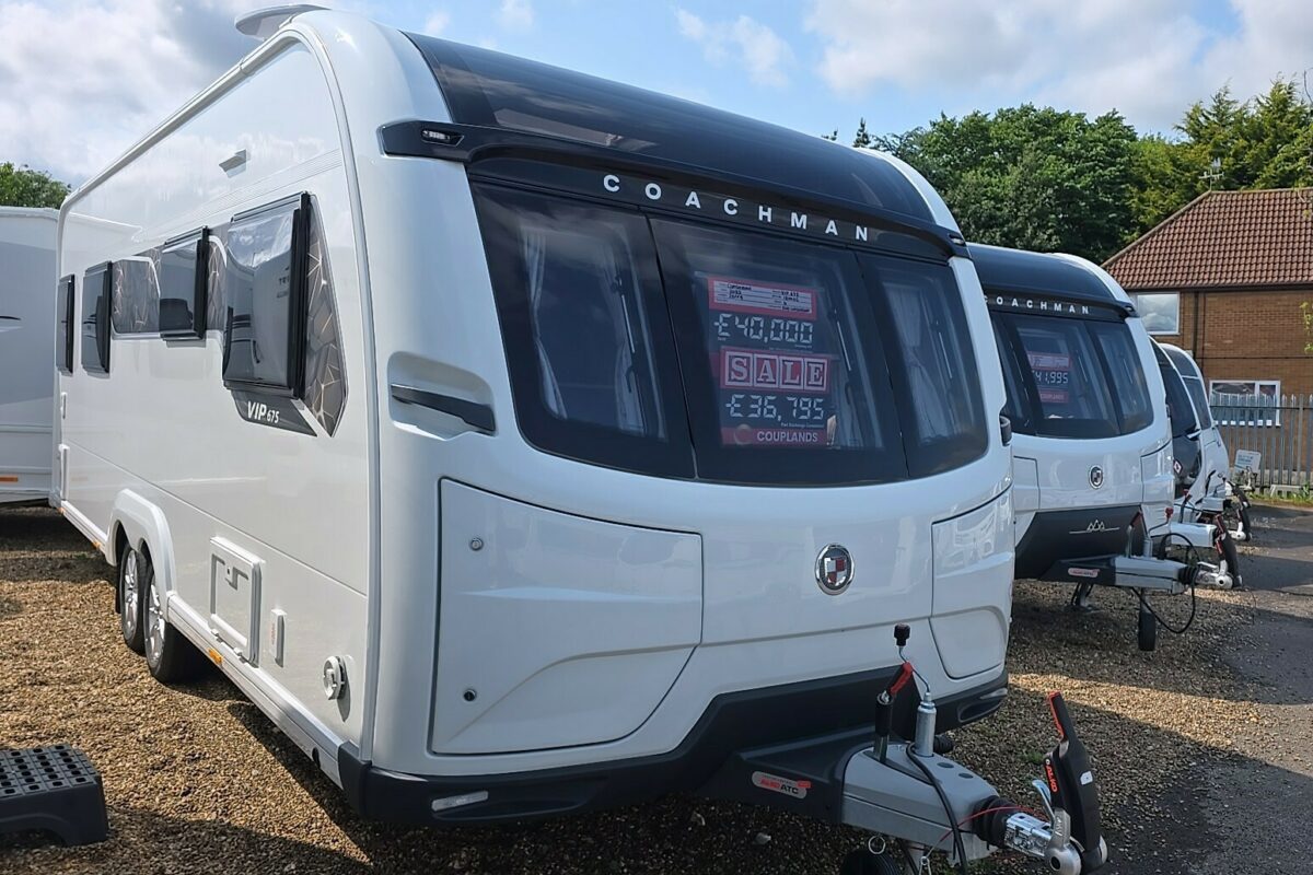 COACHMAN VIP 675 FRONT O/S