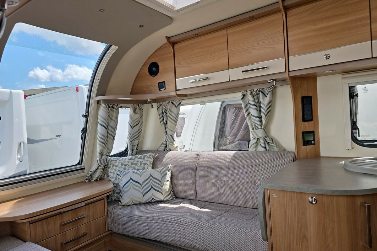 2018 BAILEY PEGASUS GT70 BRINDISI VIEW