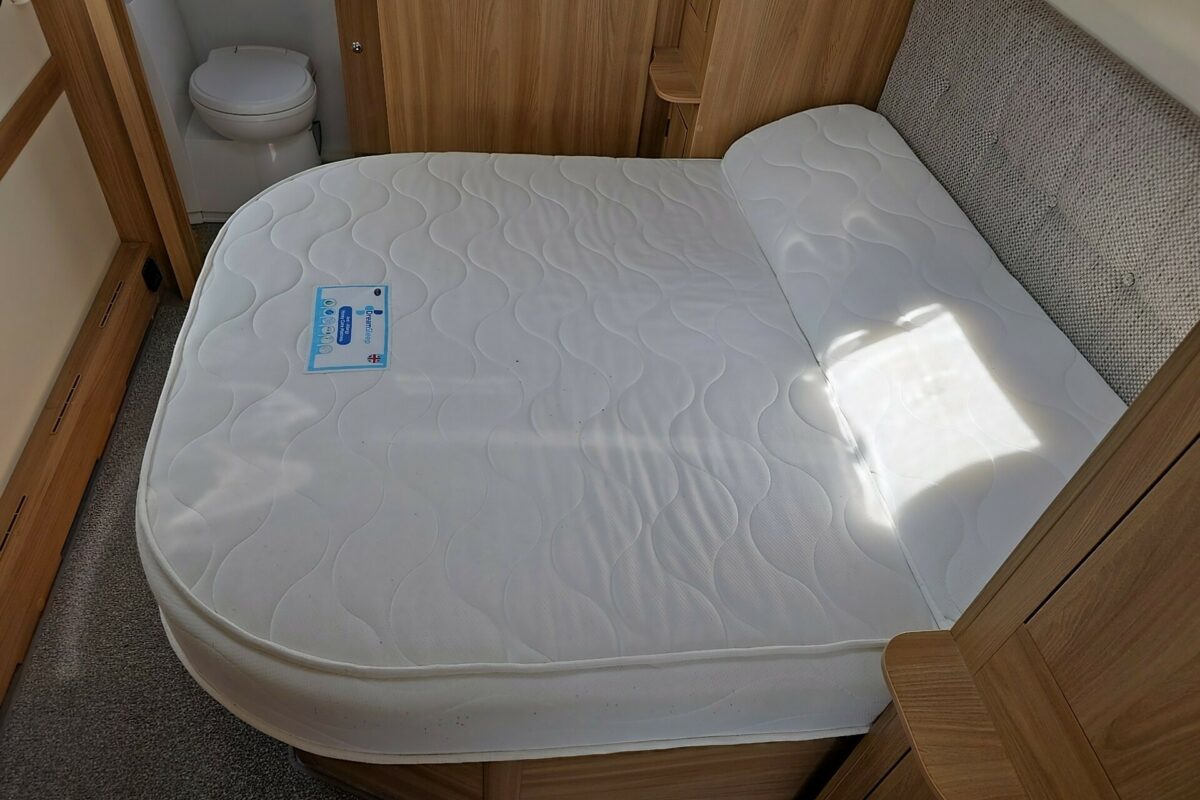 2018 BAILEY PEGASUS GT70 BRINDISI BED