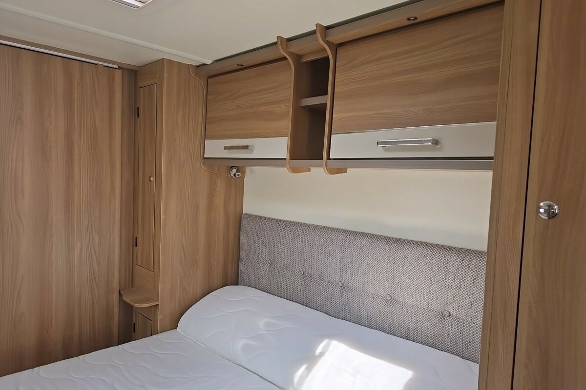 2018 BAILEY PEGASUS GT70 BRINDISI BEDROOM