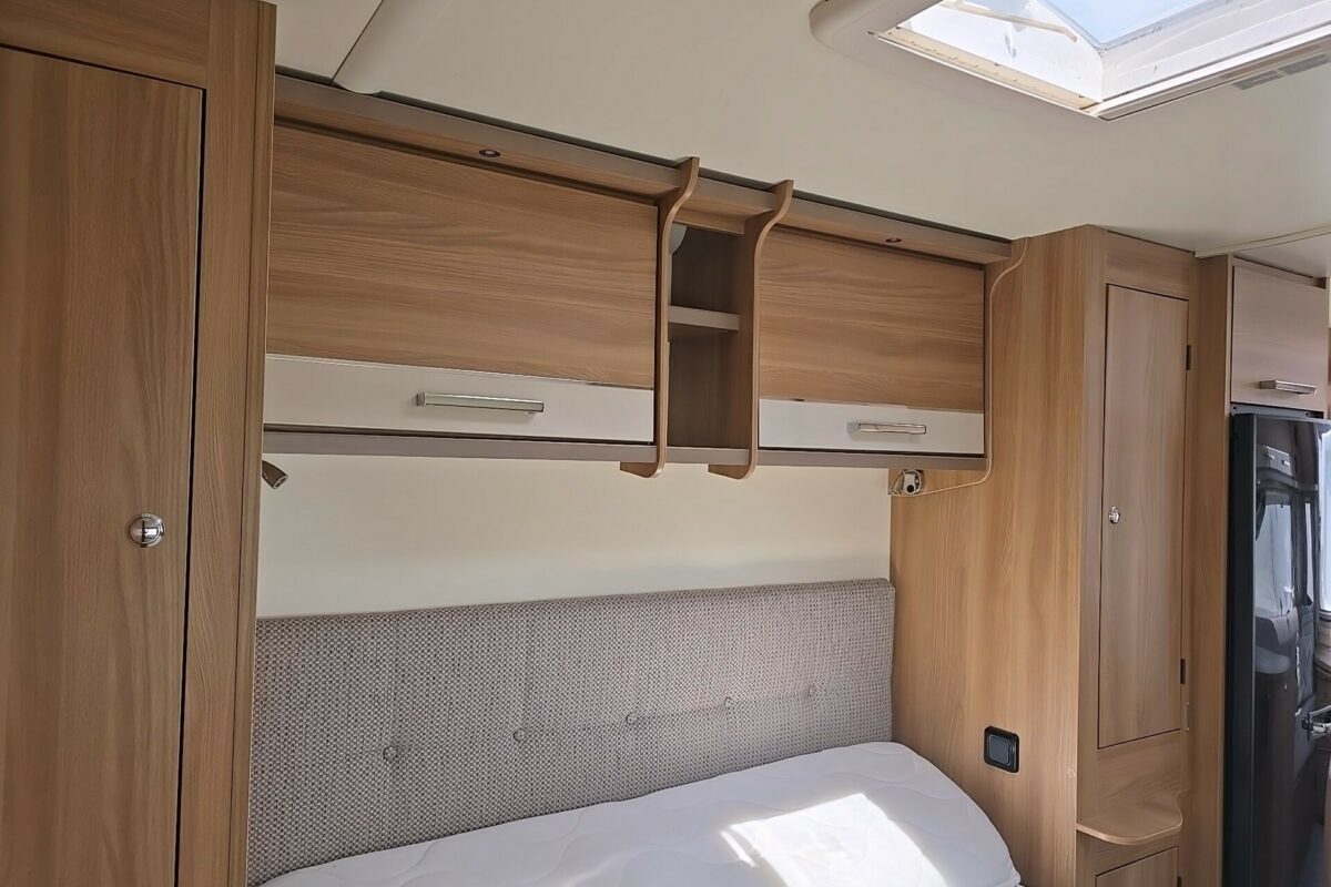 2018 BAILEY PEGASUS GT70 BRINDISI BEDROOM