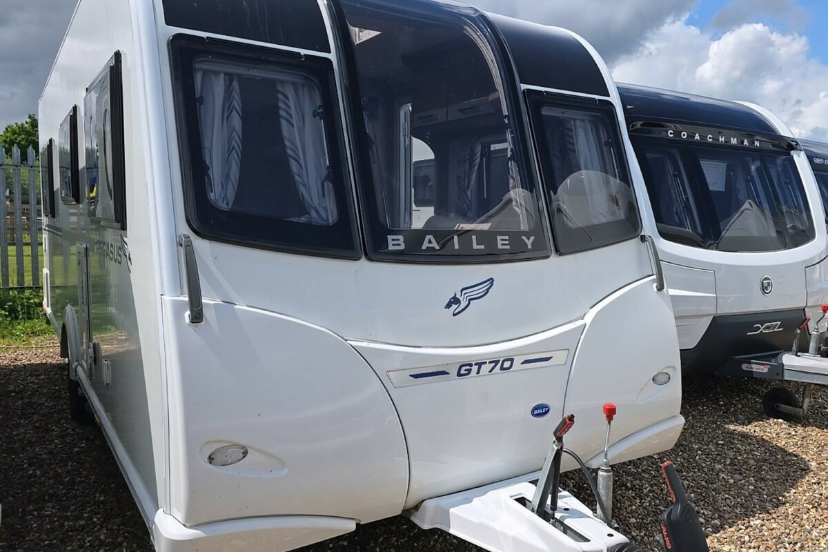 2018 BAILEY PEGASUS GT70 BRINDISI FRONT O/S