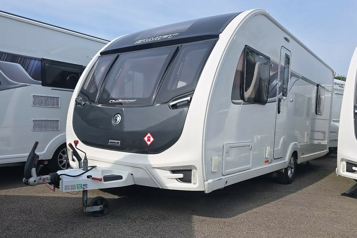 2018 SWIFT CHALLENGER 560 FRONT N/S