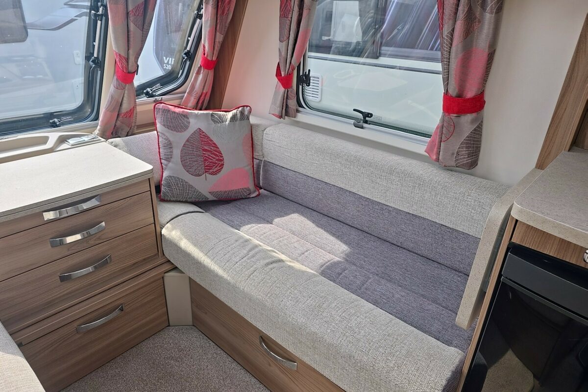 2018 SWIFT CHALLENGER 560 SEAT