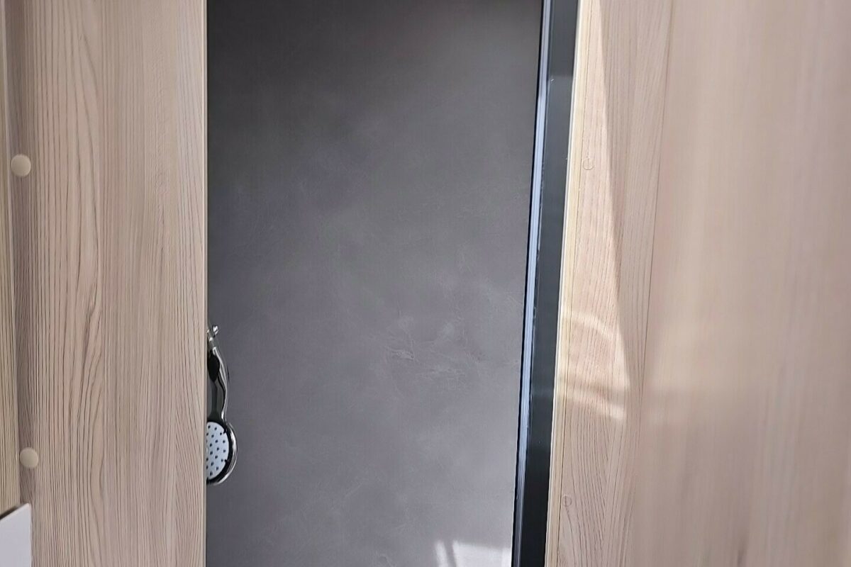 2025 SPRITE EXCLUSIVE MAJOR 4 SB GRANDE SHOWER
