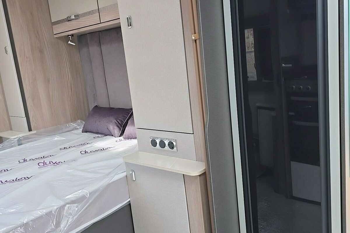 CHALLENGER EXCLUSIVE 580 GRANDE FRIDGE