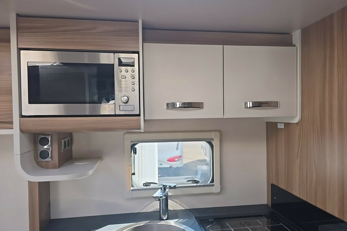2022 SWIFT FINESSE MICROWAVE