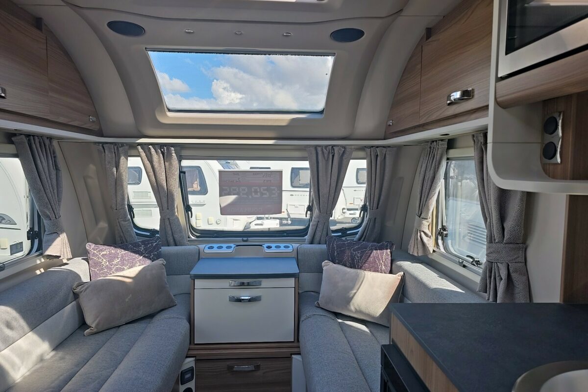 2022 SWIFT FINESSE VIEW