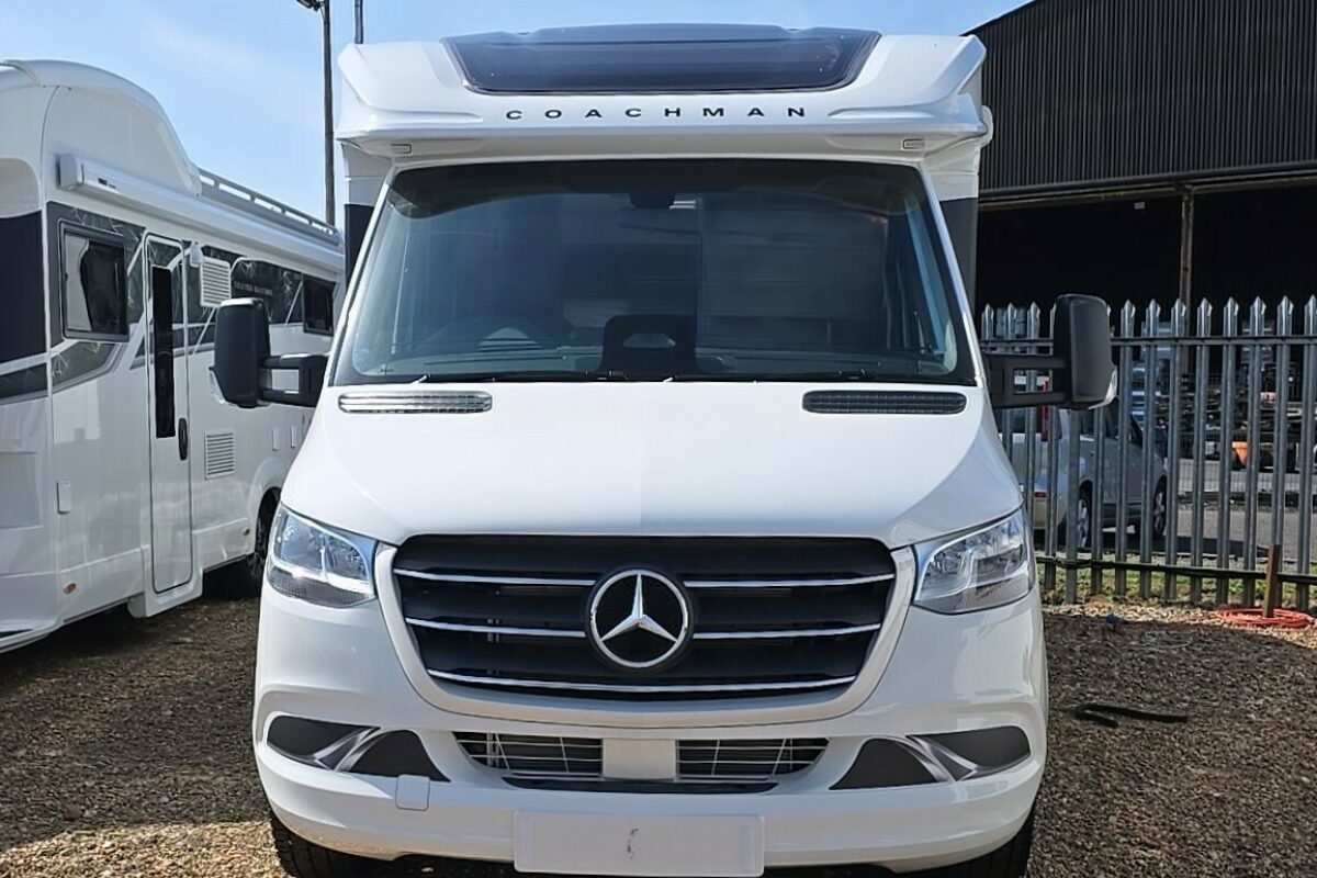 2025 SPORTIVO TM565 FRONT