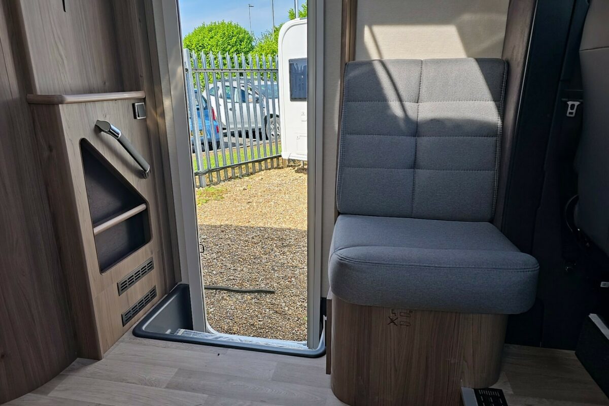 2025 SPORTIVO TM565 SEAT