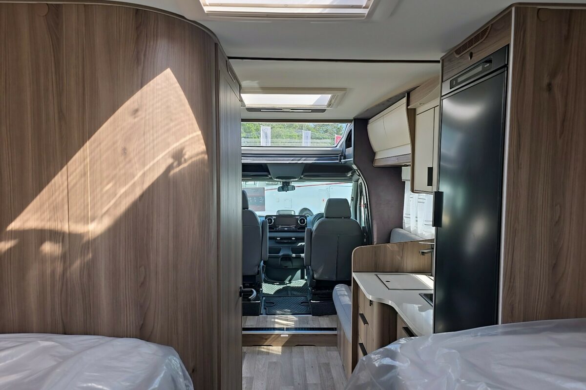 2025 SPORTIVO TM565 VIEW