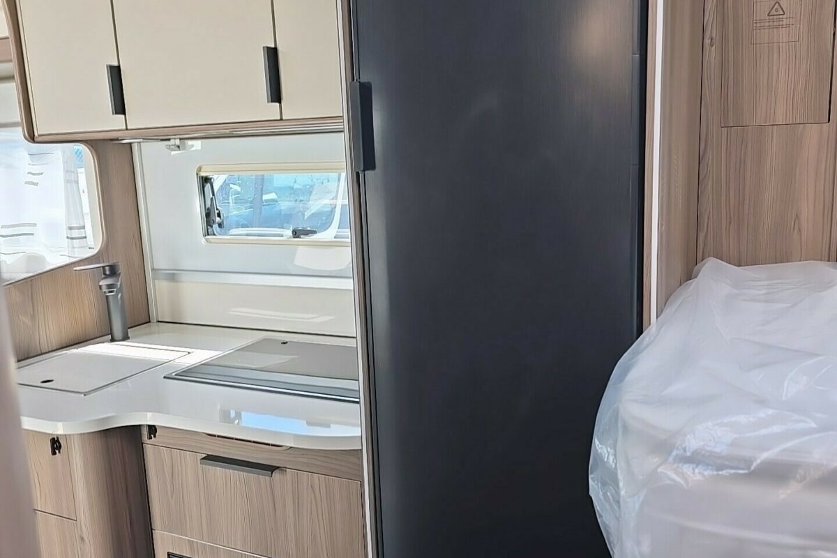 2025 SPORTIVO TM565 FRIDGE