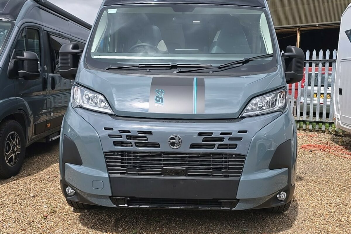 2025 CARRERA 194 FRONT