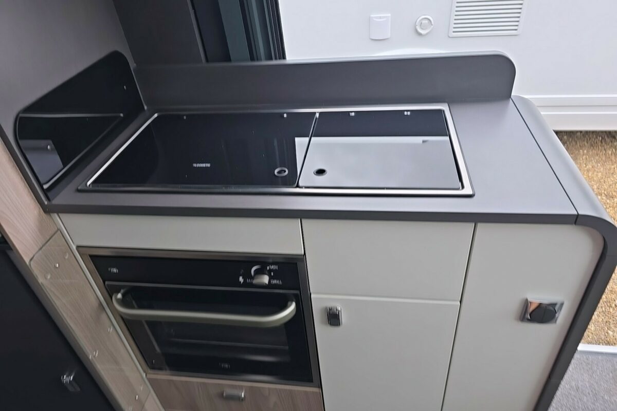 2025 CARRERA 194 KITCHEN