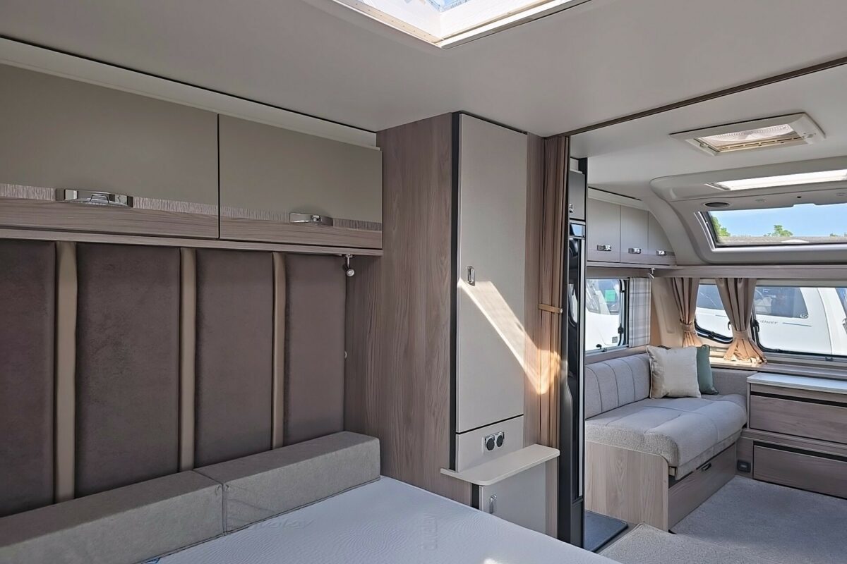 2023 SWIFT CHALLENGER 580 GRANDE BEDROOM