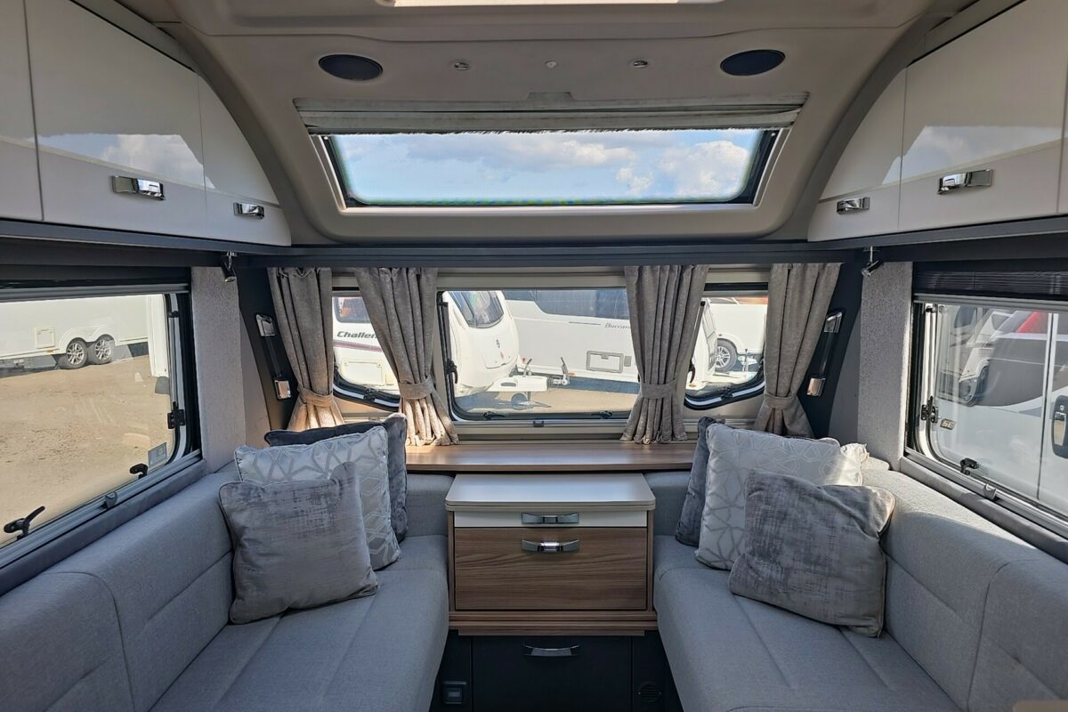 2022 BESSACARR BY DESIGN 495 LOUNGE VIEW