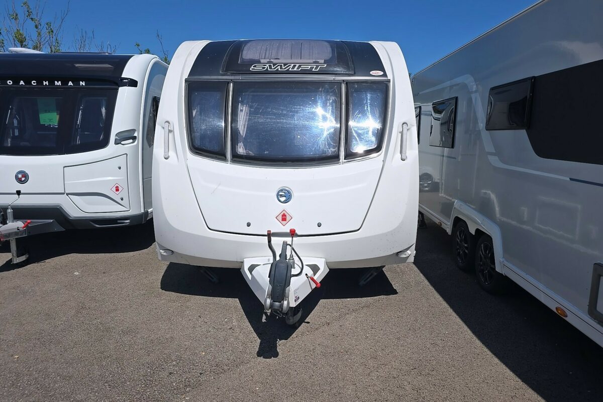 2013 SWIFT CHALLENGER 480 SE FRONT
