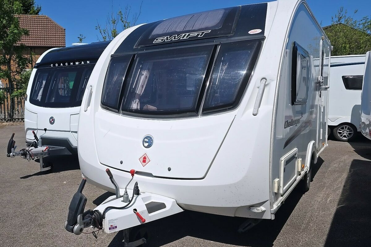 2013 SWIFT CHALLENGER 480 SE FRONT N/S
