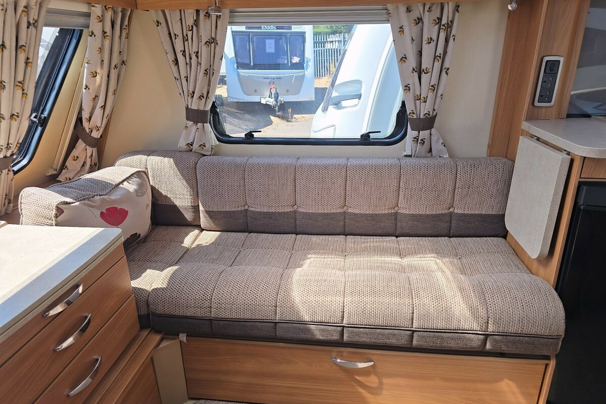 2013 SWIFT CHALLENGER 480 SE SEAT