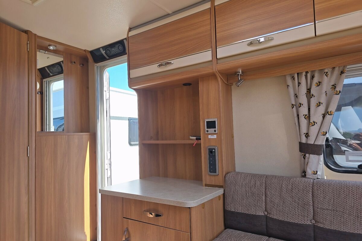 2013 SWIFT CHALLENGER 480 SE VIEW