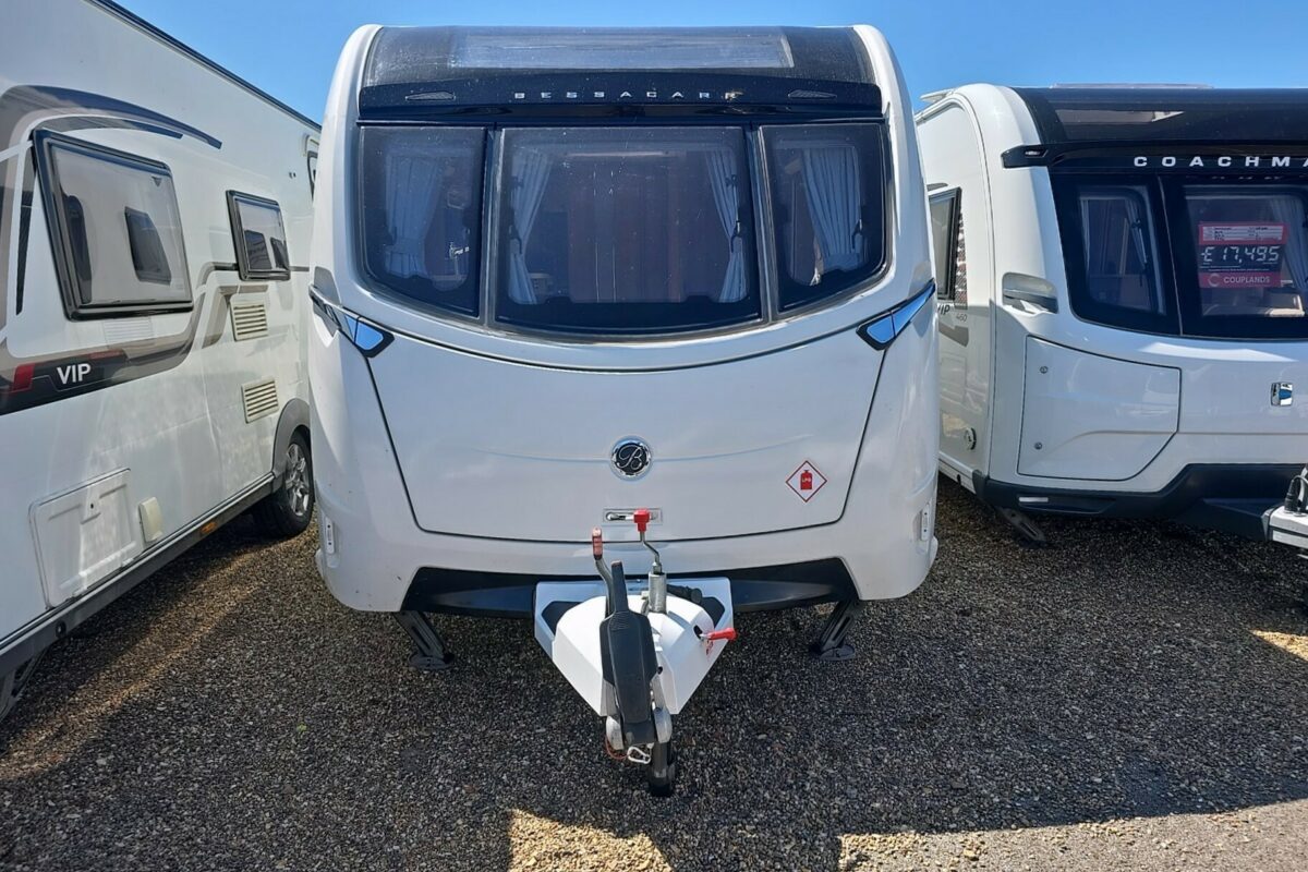 2018 BESSACARR 580 CAMEO FRONT