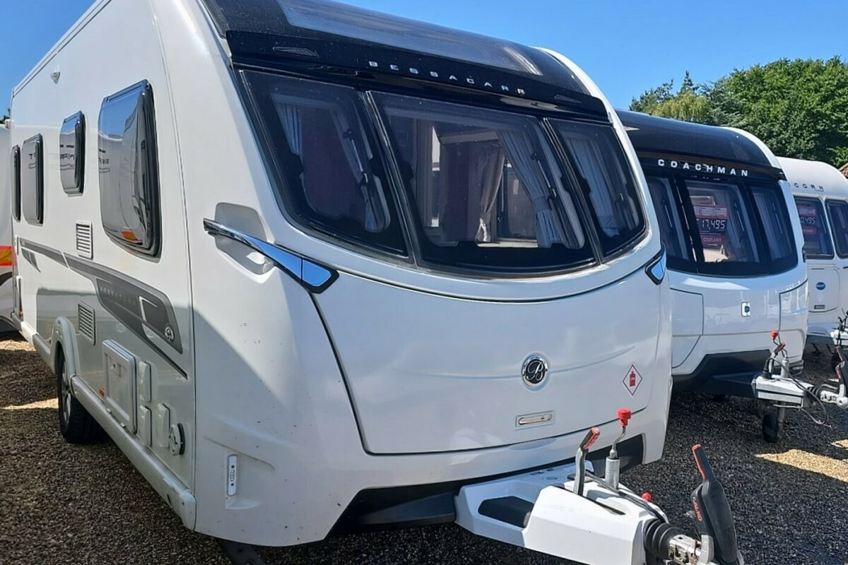 2018 BESSACARR 580 CAMEO FRONT O/S