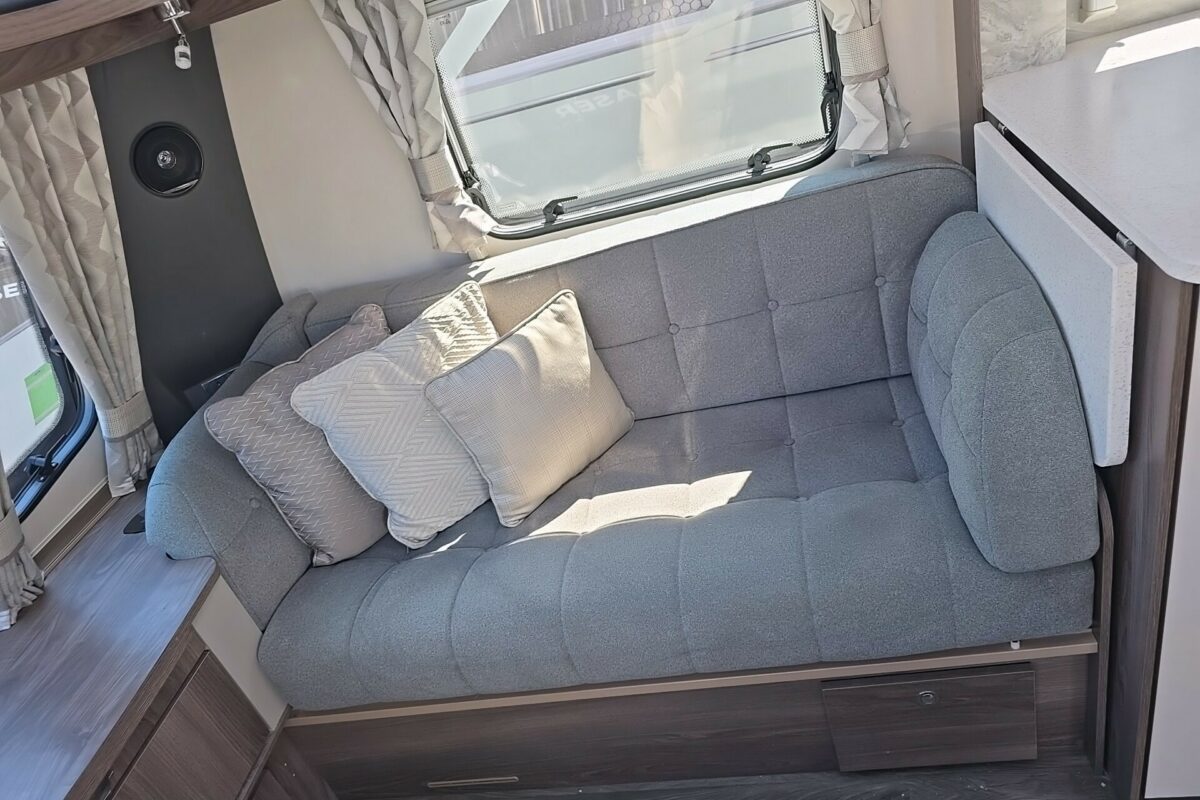 2022 COACHMAN LASER XCEL  SEAT