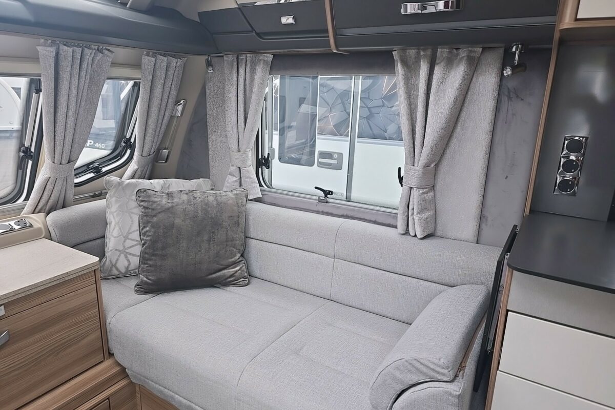 2022 BESSACARR BY DESIGN 835 SEAT