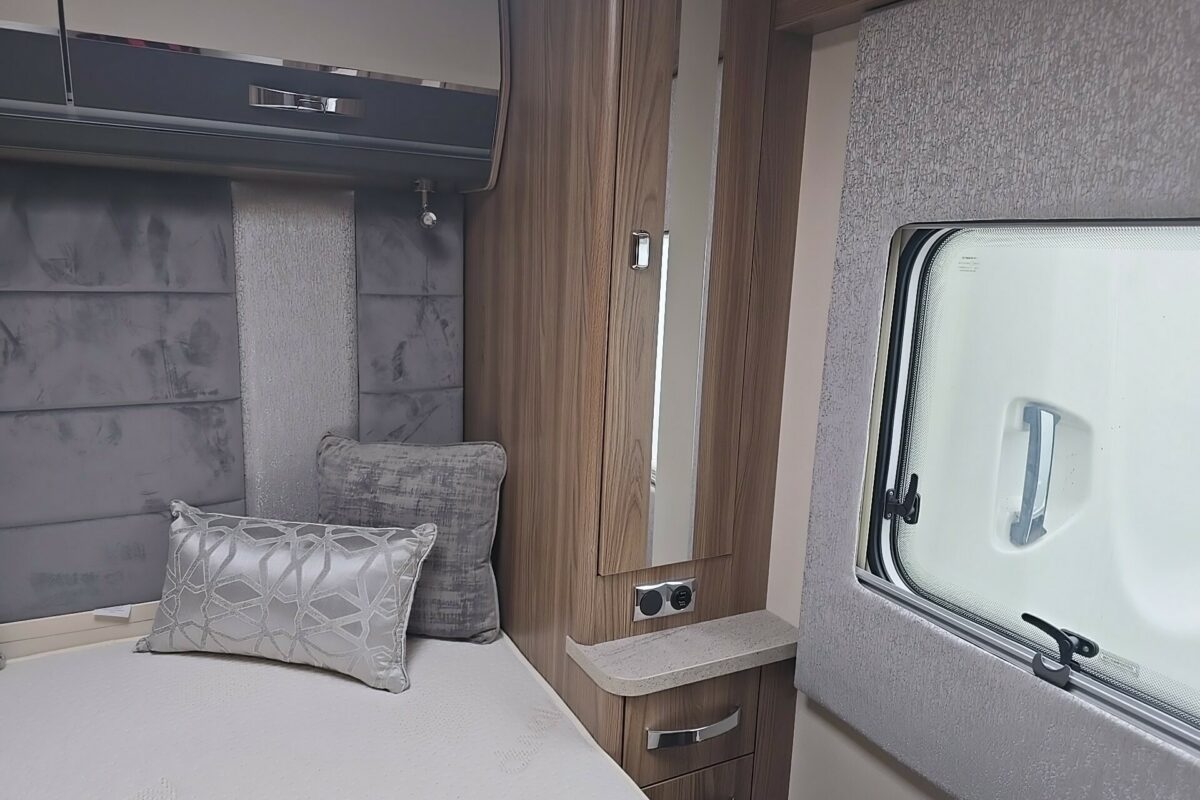 2022 BESSACARR BY DESIGN 835 BEDROOM