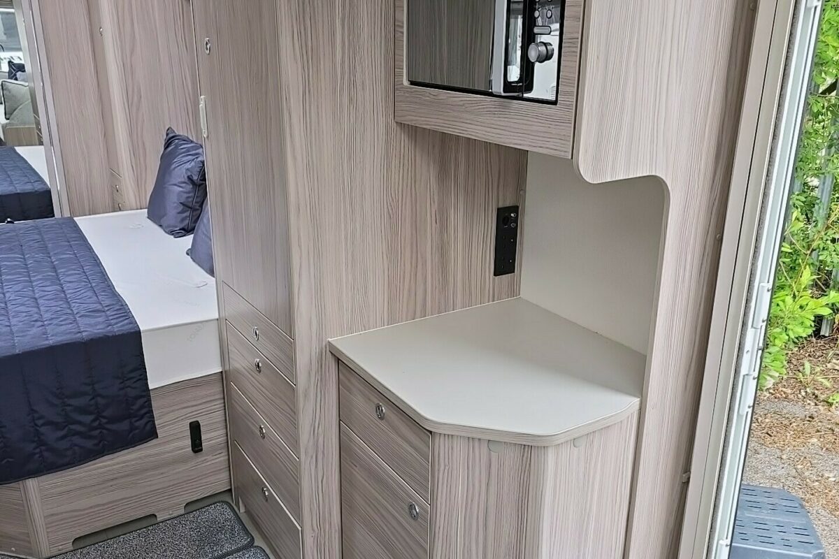 2022 ELDDIS CHATSWORTH 554 VIEW