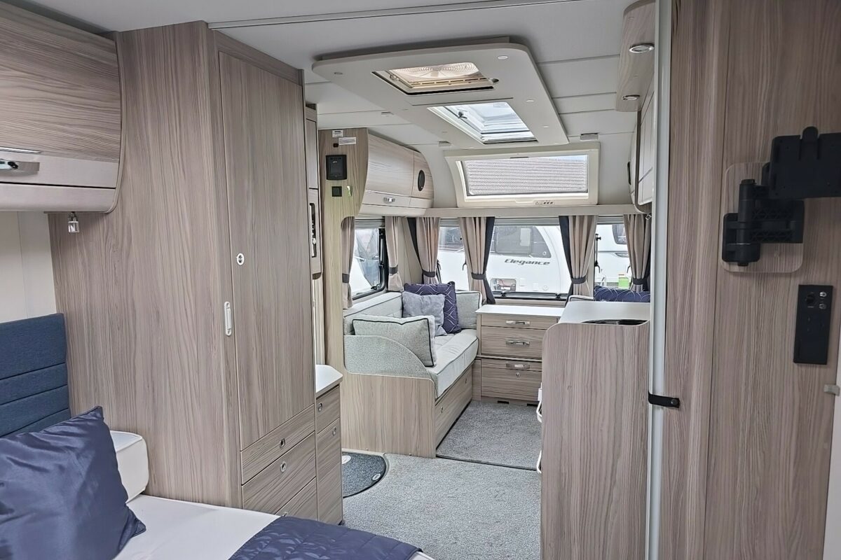 2022 ELDDIS CHATSWORTH 554 REAR TO FRONT VIEW