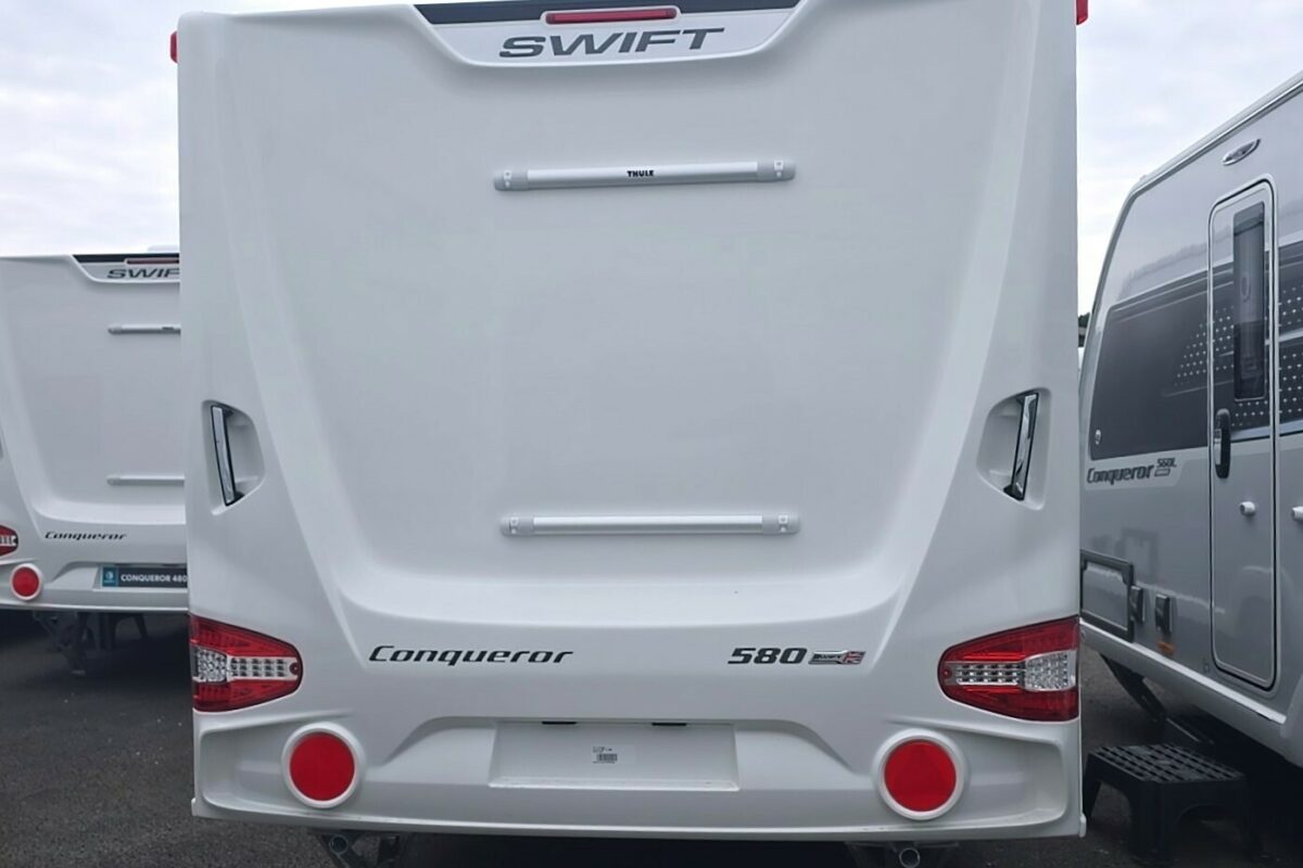 2026 SWIFT CONQUEROR 580 REAR