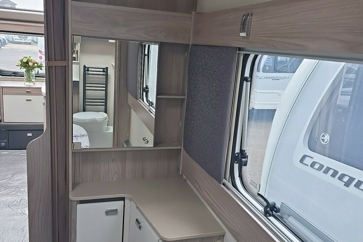 2026 SWIFT CONQUEROR 580 BEDROOM