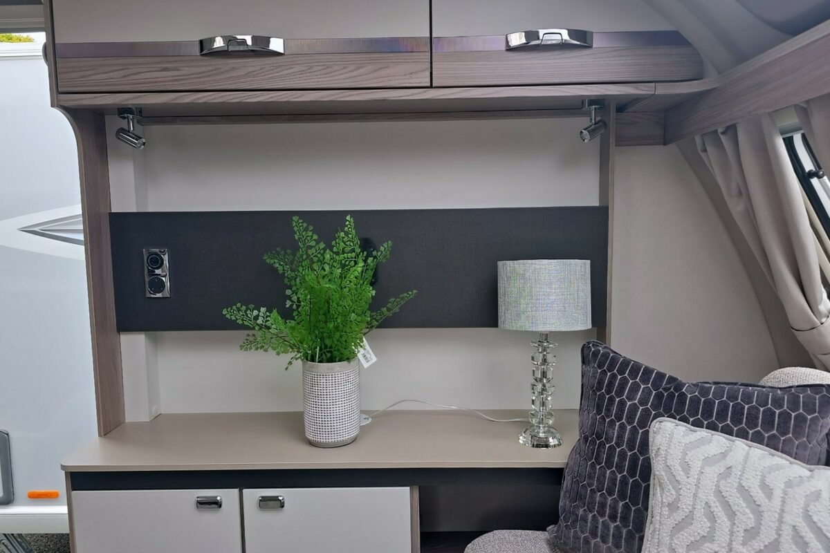 2026 CONQUEROR 560L GRANDE CUSHIONS