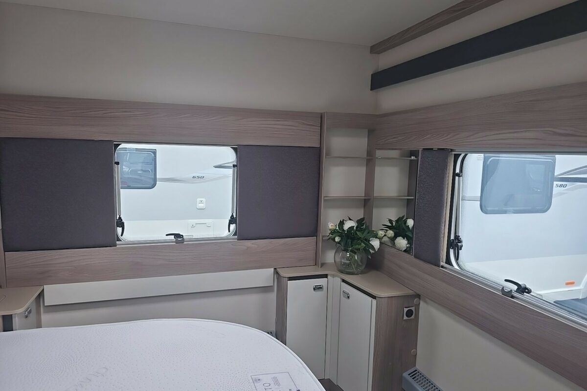 2026 CONQUEROR 560L GRANDE BEDROOM