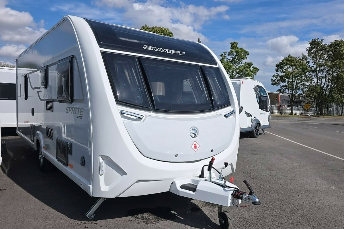 2026 SWIFT SPRITE MAJOR 4 EB FRONT O/S